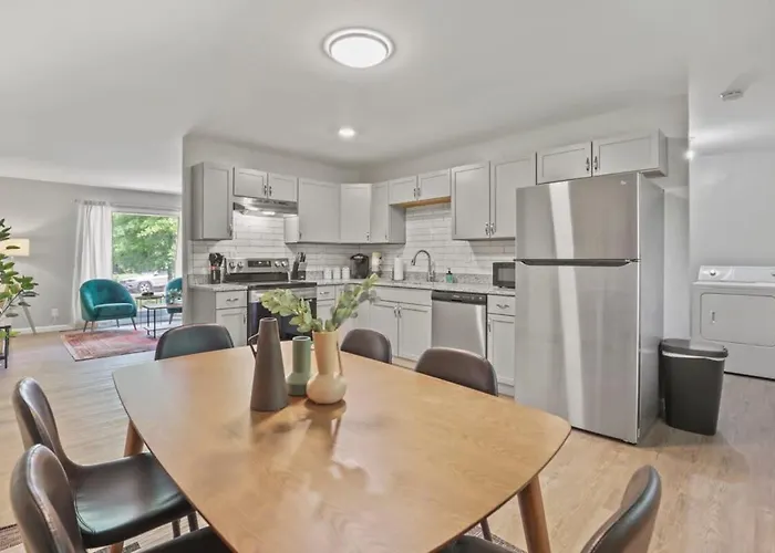 Bright And Breezy Gahanna Ranch 10min To Intel Holiday home